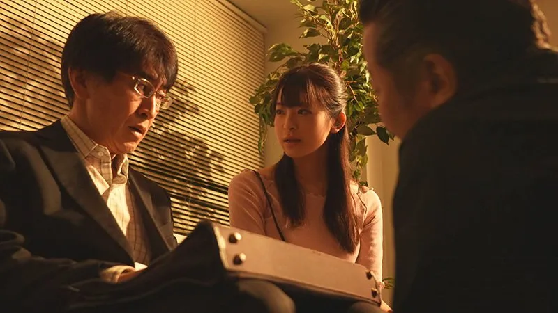 ông xã vay nợ anh em xã đoàn, bà xã phải bán thân để trả nợ